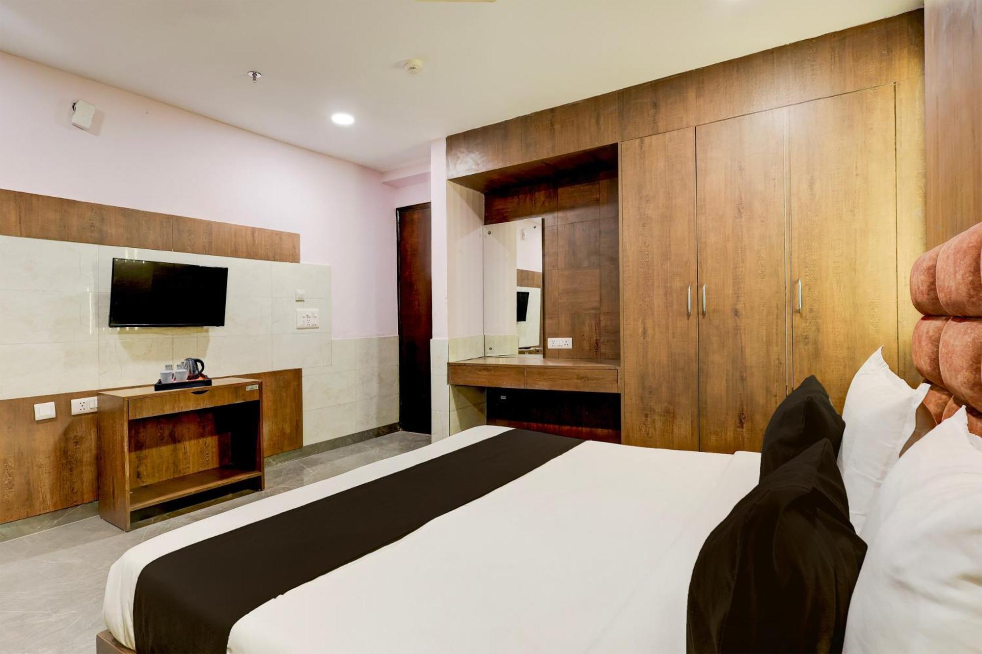 Super Hotel O Alipur Narela Esterno foto
