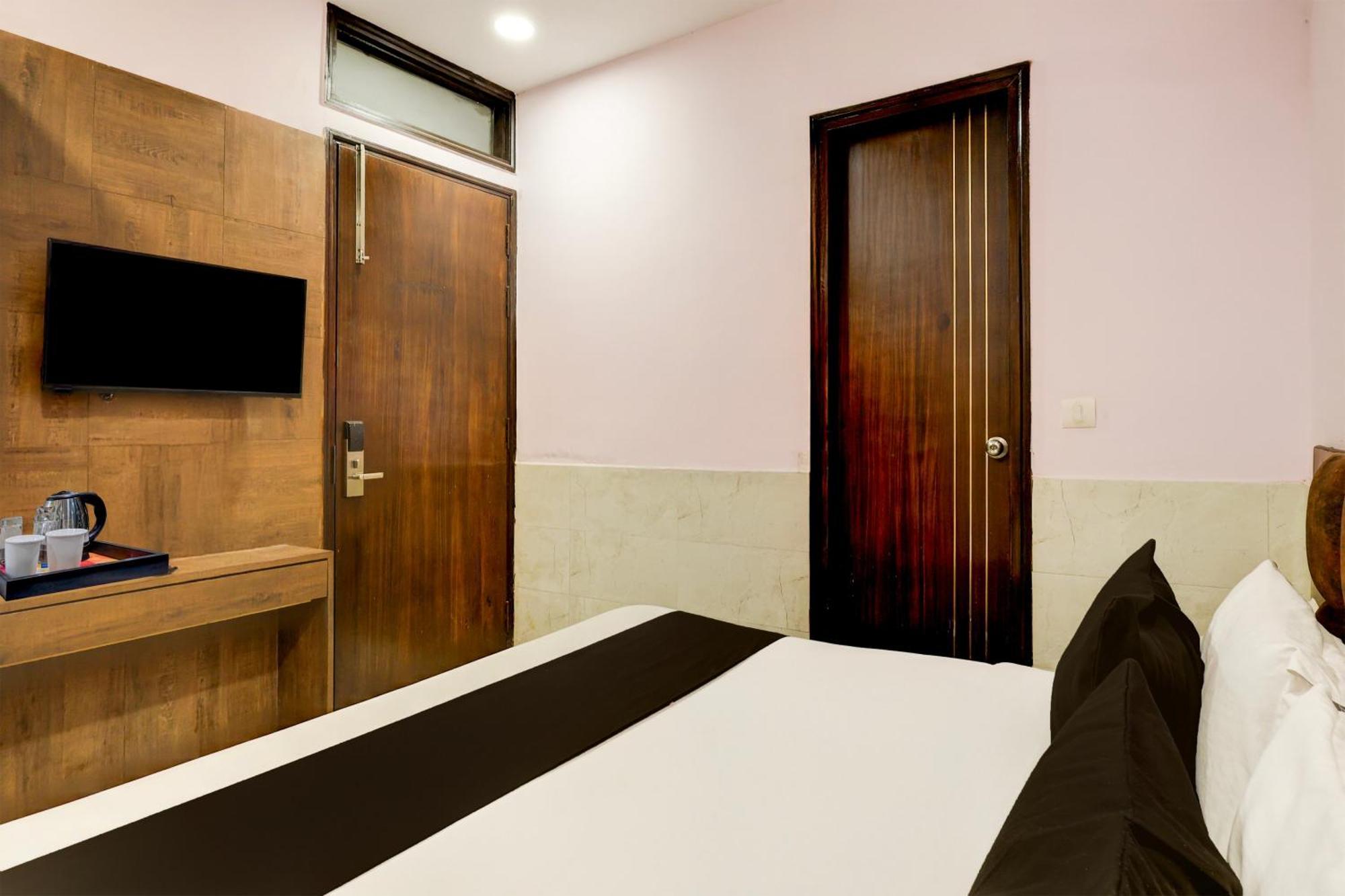 Super Hotel O Alipur Narela Esterno foto